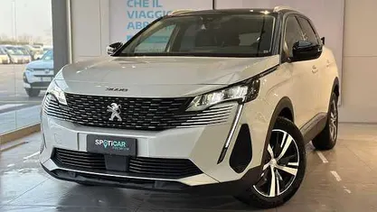 Usata Peugeot 3008 Allure 131 CV (96 kW) 2021 Bianco SUV