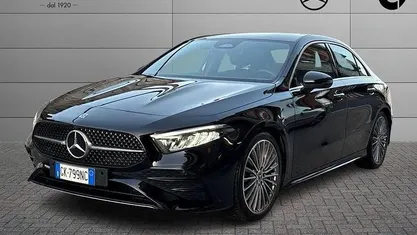 Usata Mercedes A180 AMG Line Premium 116 CV (85 kW) 2023 Nero Berlina