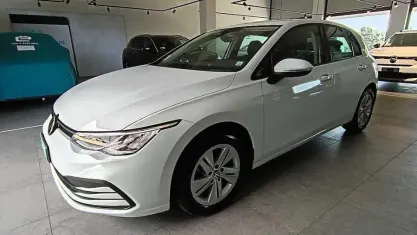 Usata VW Golf VIII Style 131 CV (96 kW) 2020 Bianco Berlina