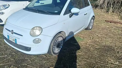 Blu/azzurro Usata 2010 Fiat 500 Lounge Tre volumi | 5250 € (Buon prezzo)