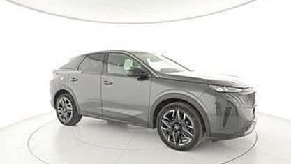 Neu Peugeot 3008 Allure 136 PS (100 kW) 2025 Grün SUV