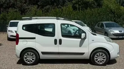 Usata Fiat Qubo Dynamic 70 CV (51 kW) 2011 Bianco Monovolume