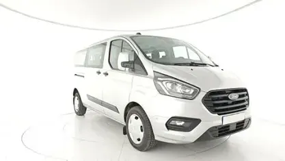 Usata Ford Transit Custom Trend 129 CV (94 kW) 2021 Argento Furgone