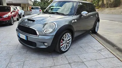 Usata Mini John Cooper Works 211 CV (155 kW) 2009 Gray Utilitaria