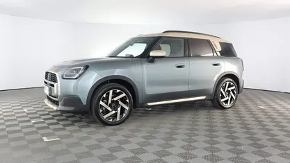 Usata 2024 Mini Countryman Favoured SUV | 36.600 € (Buon prezzo)