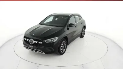 Usata Mercedes GLA180 116 CV (85 kW) 2022 Nero SUV