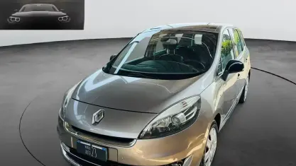 Usata Renault Scénic III 110 CV (80 kW) 2013 Grigio Monovolume