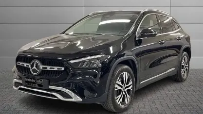 Usata Mercedes GLA180 Advanced Plus 116 CV (85 kW) 2023 Nero SUV