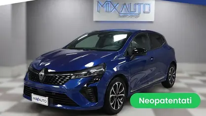 Usata Renault Clio V Techno 91 CV (66 kW) 2025 Blu Berlina