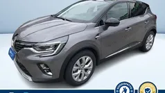 Grigio metallizzato Usata 2022 Renault Captur Intens SUV | 14.500 € (Ottimo prezzo)