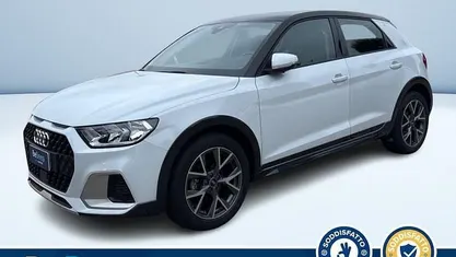 Bianco pastello Usata 2021 Audi A1 Admired Tre volumi | 24.900 € (Molto cara)