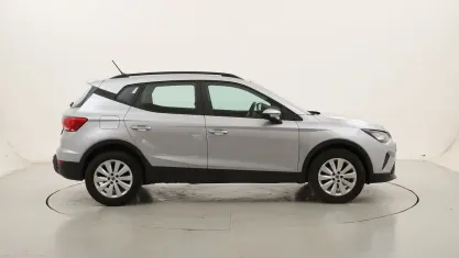 Usata Seat Arona Style 95 CV (69 kW) 2023 Argentoargento SUV