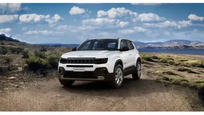 Nuova Jeep Avenger Altitude 109 CV (80 kW) 2026 Bianco SUV
