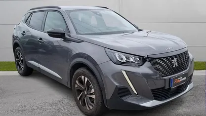 Usata Peugeot 2008 Allure 100 CV (73 kW) 2023 SUV