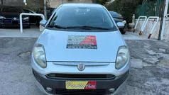 Grigio Usata 2011 Fiat Punto Evo Due volumi | 3700 € (Buon prezzo)
