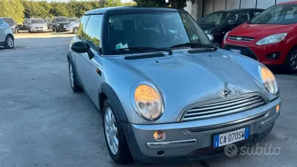 Usata Mini ONE 116 CV (85 kW) 2004 Grigio Utilitaria