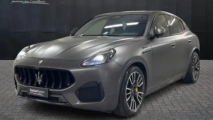Bronzo Usata 2023 Maserati Grecale SUV | 49.950 € (Buon prezzo)