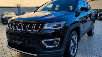 Usata Jeep Compass Limited 140 CV (102 kW) 2018 Beige SUV