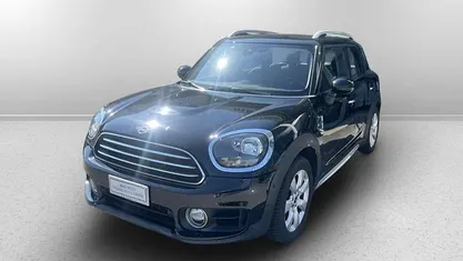 Midnight black metallic Usata 2018 Mini Cooper Countryman SUV | 19.250 € (Buon prezzo)