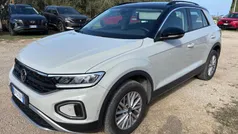 Nero Usata 2023 VW T-Roc Life SUV | 22.900 € (Buon prezzo)
