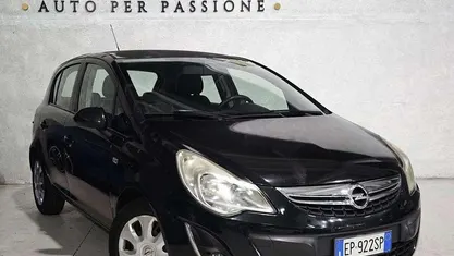 Usata Opel Corsa 86 CV (63 kW) 2013 Utilitaria