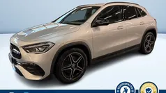 Argento metallizzato Usata 2021 Mercedes GLA200 Premium SUV | 29.000 € (Ottimo prezzo)