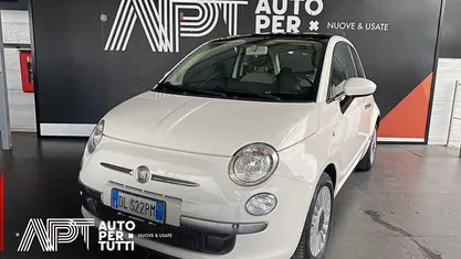 Usata Fiat 500 Lounge 69 CV (50 kW) 2008 Bianco Utilitaria