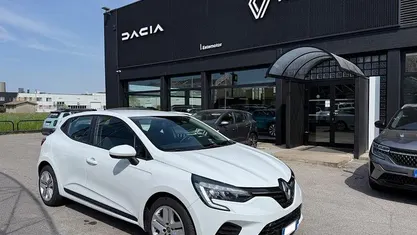 Usata Renault Clio V Business 90 CV (66 kW) 2022 Berlina