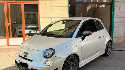 Usata Abarth 500 Esseesse 135 CV (99 kW) 2009 Bianco Utilitaria
