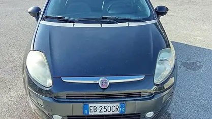 Nero Usata 2010 Fiat Punto Evo Due volumi | 5500 € (Molto cara)