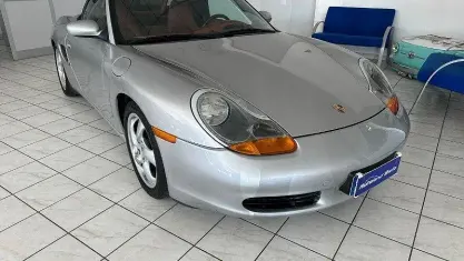 Gebraucht Porsche Boxster 220 PS (161 kW) 2000 Silber Cabrio