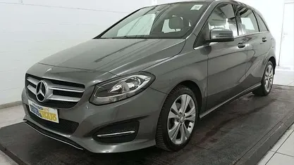 Grigio metallizzato Usata 2015 Mercedes B220 Monovolume | 10.970 € (Molto cara)