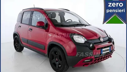 Usata 2024 Fiat Panda Cross Cross Utilitaria | 14.600 € (Buon prezzo)