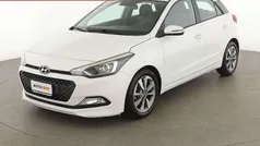Bianco Usata 2016 Hyundai i20 Comfort Due volumi | 8099 € (Buon prezzo)