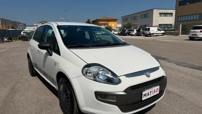 Usata Fiat Punto Evo Dynamic 77 CV (56 kW) 2010 Bianco Utilitaria