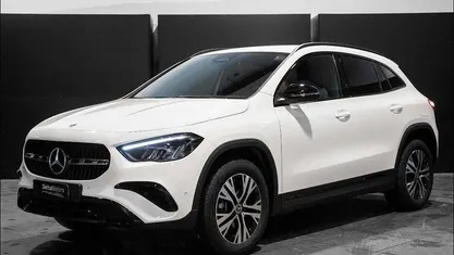 Usata Mercedes GLA180 Advanced 116 CV (85 kW) 2026 SUV