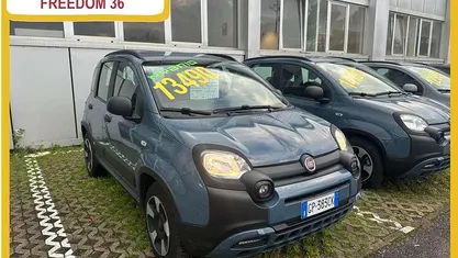Usata Fiat Panda Cross Cross 69 CV (50 kW) 2021 Blu Utilitaria