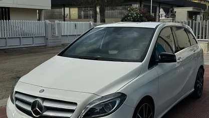 Bianco Usata 2012 Mercedes B180 Monovolume | 10.700 € (Cara)