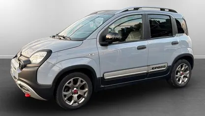 Grigio Usata 2022 Fiat Panda Cross Cross Due volumi | 11.900 € (Buon prezzo)