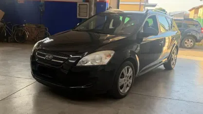 Usata Kia Ceed GT LX 90 CV (66 kW) 2009 Nero Station wagon