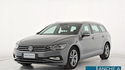Gebraucht VW Passat Business 150 PS (110 kW) 2023 Other Kombi
