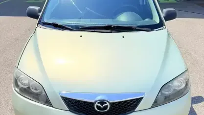 Usata Mazda 2 75 CV (55 kW) 2007 Verde Utilitaria