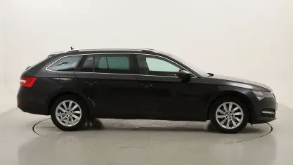 Usata Skoda Superb Executive 150 CV (110 kW) 2020 Grigiogrigio Station wagon