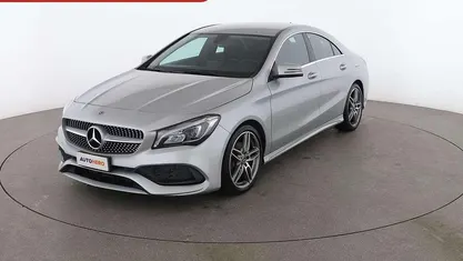 Argento Usata 2017 Mercedes CLA200 Premium Tre volumi | 22.599 € (Buon prezzo)
