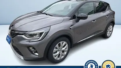 Grigio metallizzato Usata 2022 Renault Captur Intens SUV | 14.500 € (Ottimo prezzo)