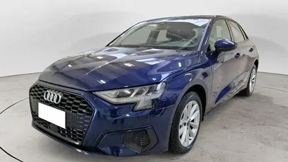 Usata Audi A3 Business 115 CV (84 kW) 2022 Blu Berlina
