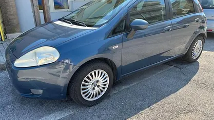 Usata Fiat Grande Punto 75 CV (55 kW) 2007 Blu Utilitaria