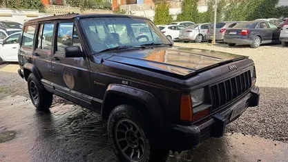 Usata Jeep Cherokee 80 CV (58 kW) 1988 SUV