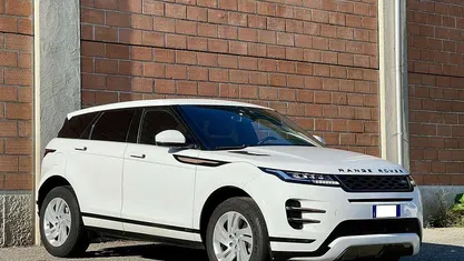 Bianco fuji Usata 2019 Land Rover Range Rover evoque R-Dynamic SUV | 26.200 € (Buon prezzo)