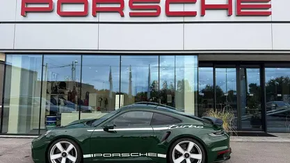 Usata 2025 Porsche 911 Coupé | 316.628 €